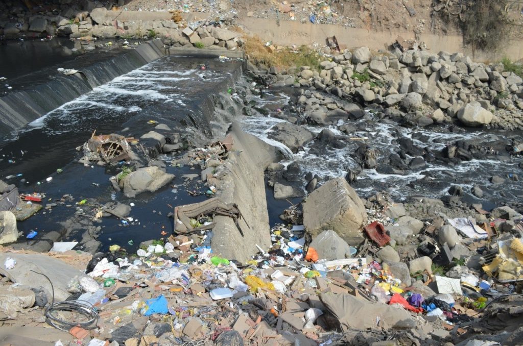 contaminación de ríos - Jorge Zegarra Reátegui